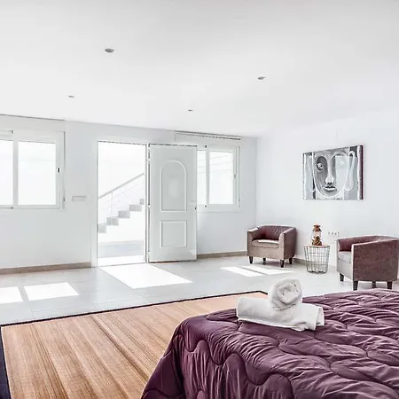 Sleeps 10 With Pool Air Con And Wifi * Calpe